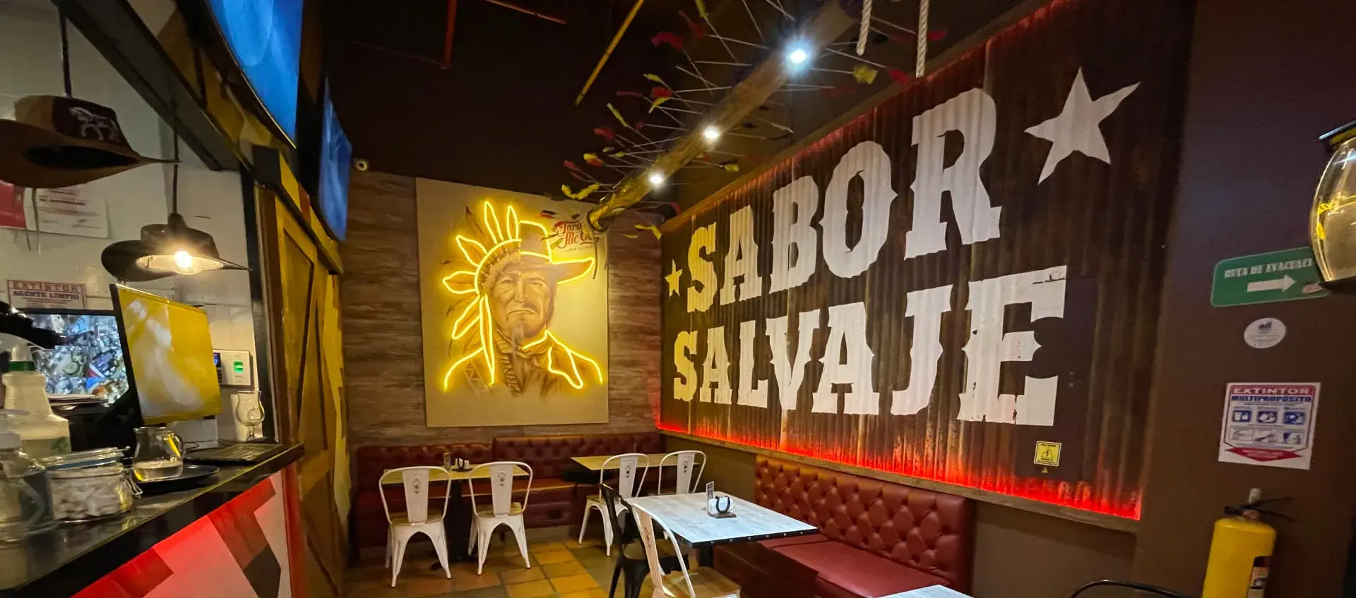 galeria-pase-villa-del-rio-4-toro-mccoy.webp